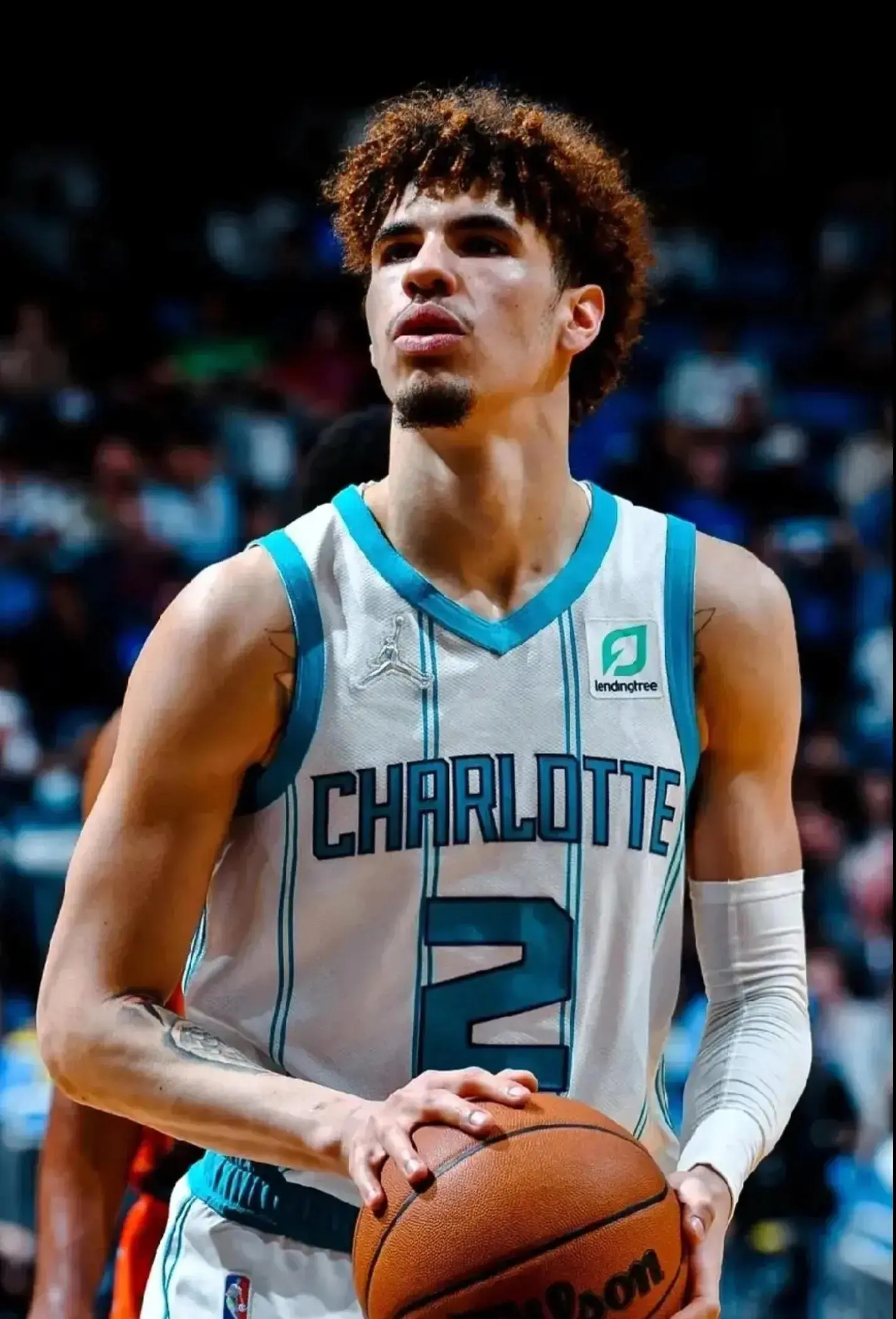 进攻和防守, 公分的大型 进攻和防守, 公分的大型