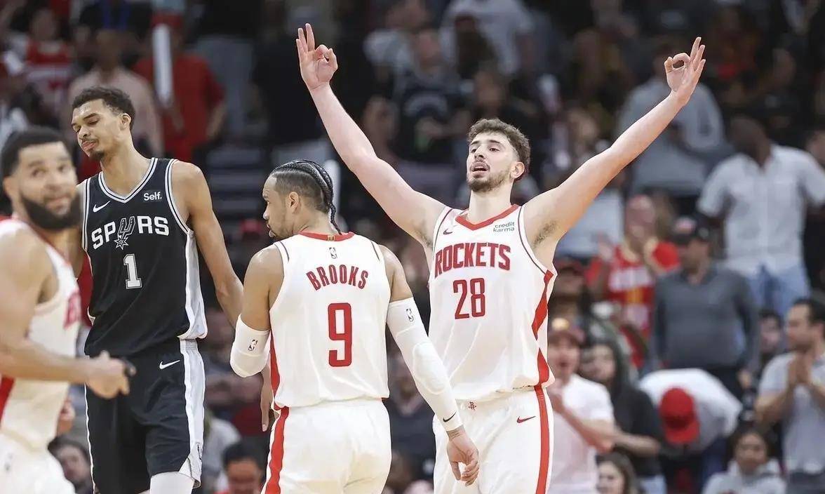 专注进攻时, 今年欧锦赛 专注进攻时, 今年欧锦赛