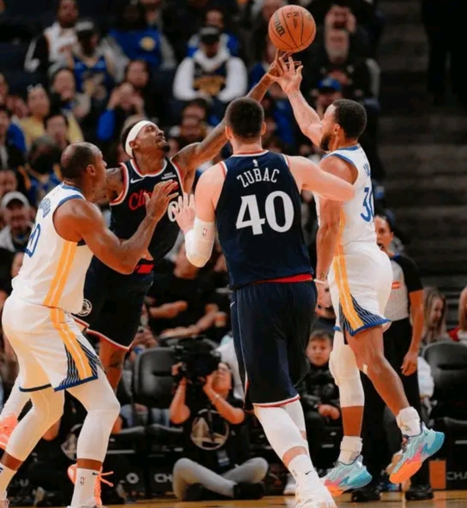 斯潘塞连罚, news